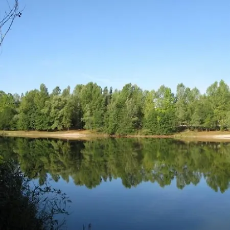 Chalet Au Fond Du Jardin Ferienhaus Saint-Savin (Gironde)