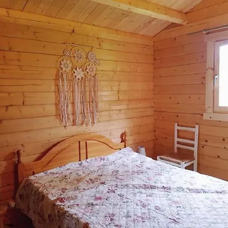 Ferienhaus Chalet Au Fond Du Jardin Saint-Savin (Gironde)